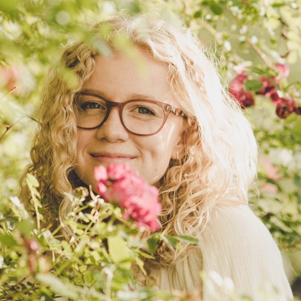 Meet your Posher, Louisa